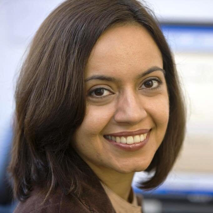 Elaheh Bozorgzadeh headshot