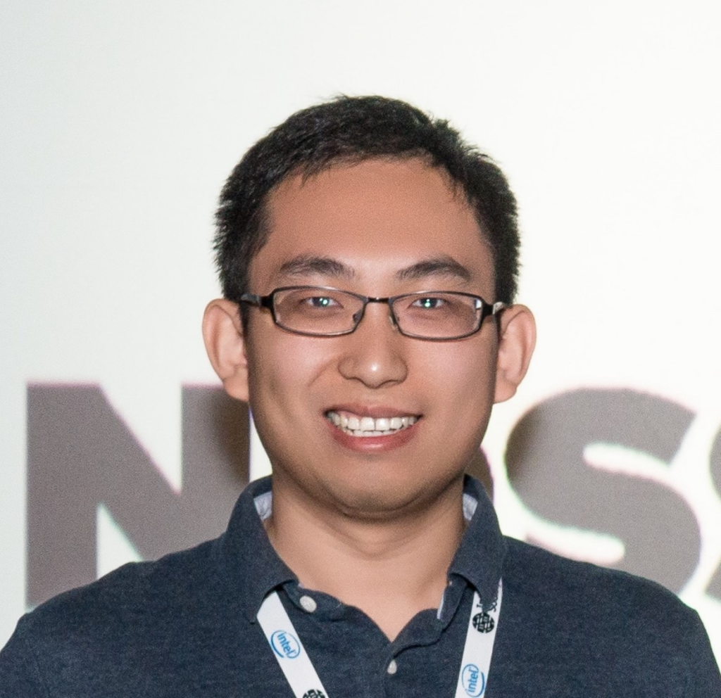 Alfred Chen headshot